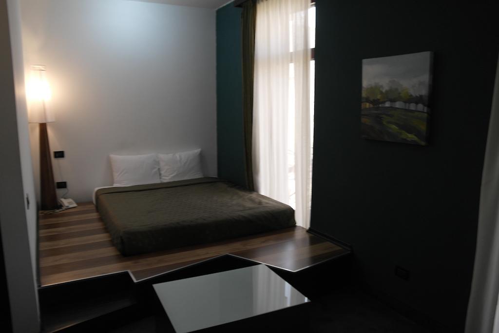 Akhtamar Hotel Cjsc Arzakan Habitación foto